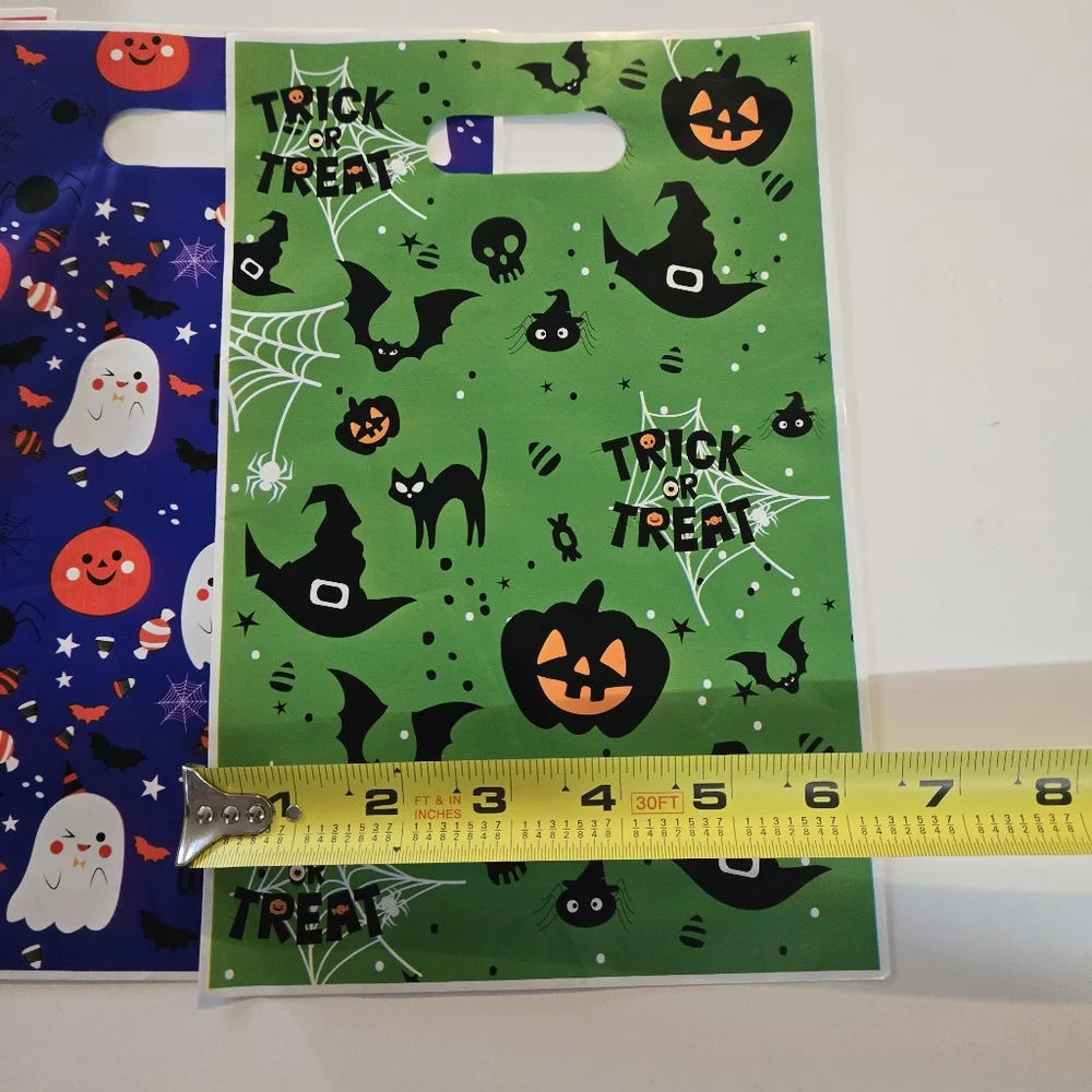 20 Halloween Themed Gift Bags